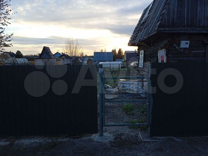 Дача 20 м² на участке 7 сот.