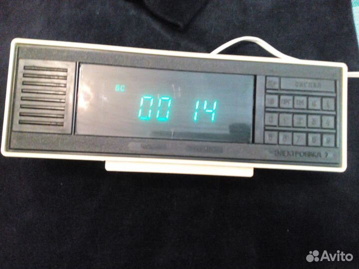 Настольные часы Электроника 7 СССР-Россия