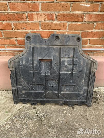 Пыльник двигателя Faw bestune b70