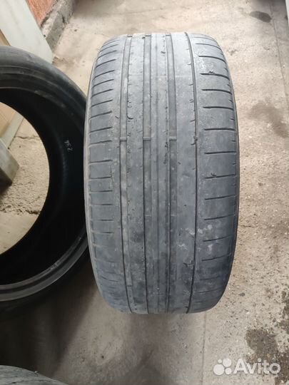 Pirelli P Zero 285/40 R21
