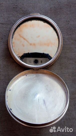 Пудренницы серебряная и латуневая СССР