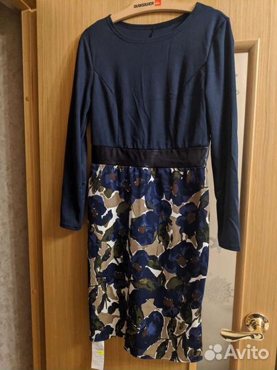 Трикотажное платье прилегающего силуэта. Особеннос