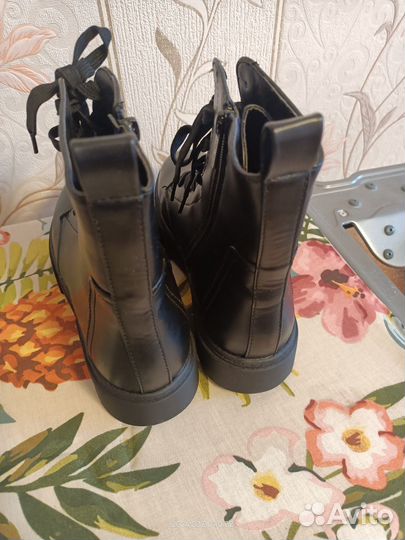Ботинки осенние женские 38 новые