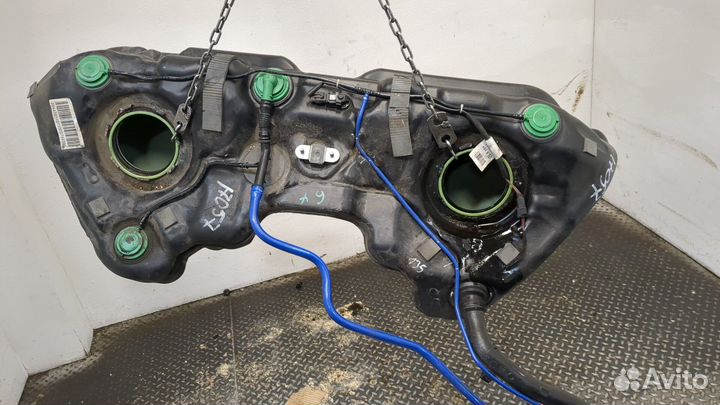 Бак топливный Mercedes GLK X204, 2010