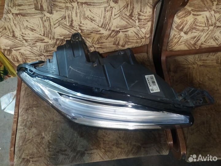 Volvo xc90 2 фара правая LED 2014-2020г