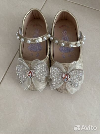 Туфли для девочки