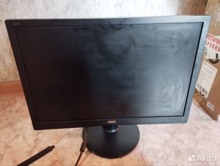 Монитор AOC DVI-D VGA 19''