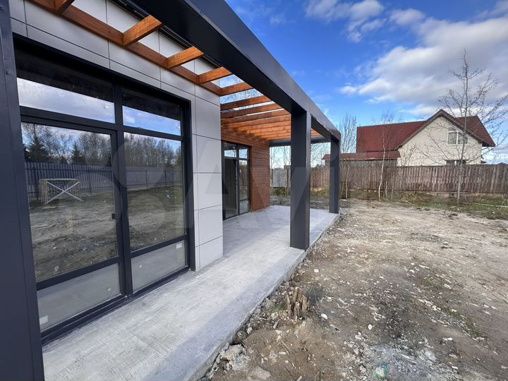 Дом 100 м² на участке 10 сот.