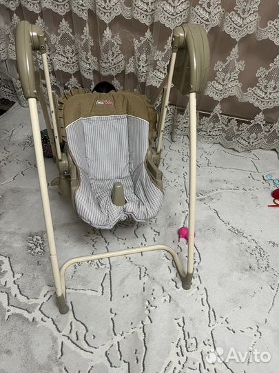 Детская качелька