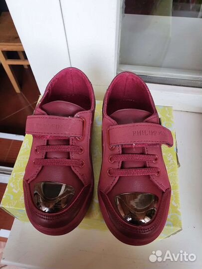 Обувь philipp plein на мальчика также и на девочку