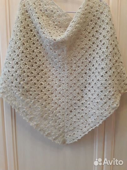 Шаль вязаная шерстяная ручная работа