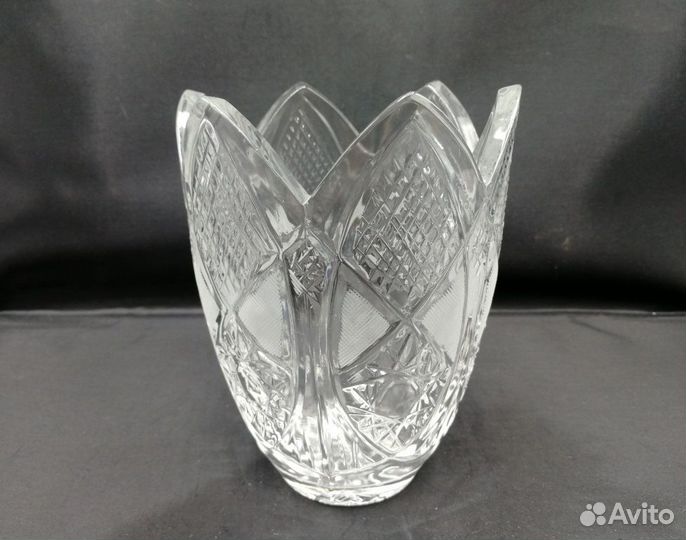 Ваза для цветов 15,5*12 см / хрусталь