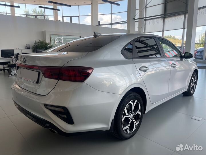 Kia Cerato, 2021