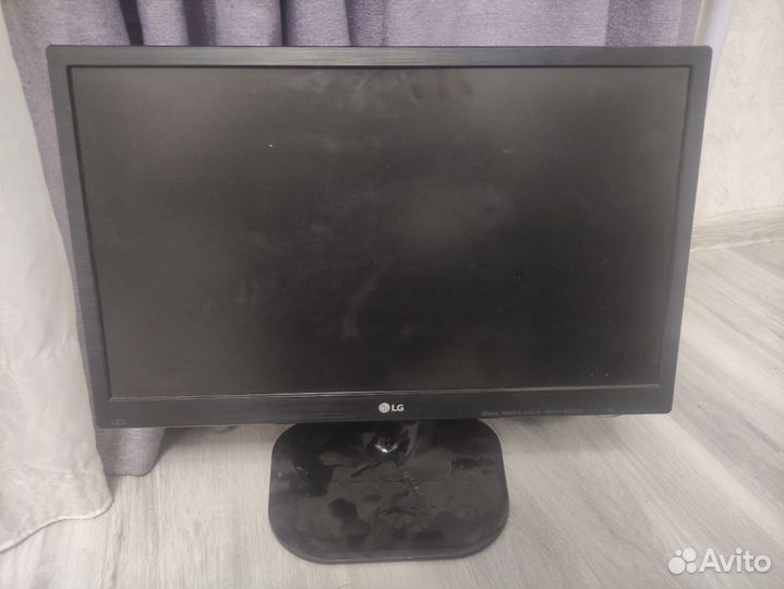 Монитор LG 20