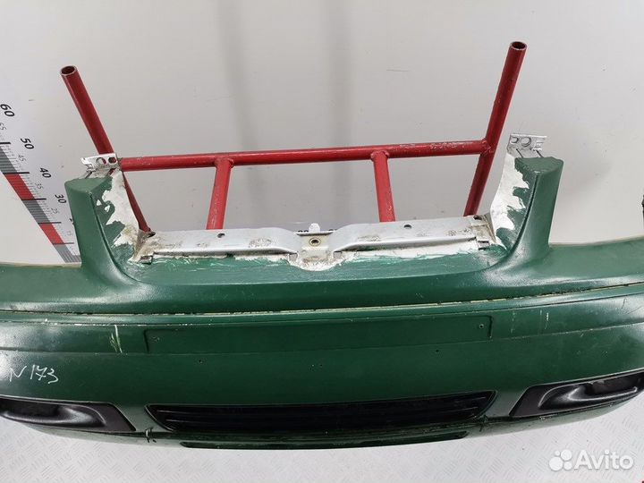 Бампер передний для Volkswagen Bora