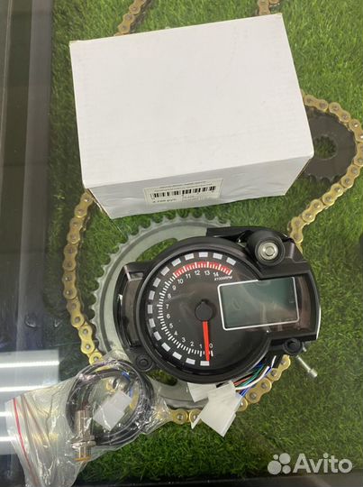 Универсальная панель приборов для мотоцикла