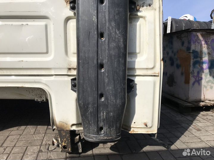 Четверть кабины правая нижняя сторона Daf XF105