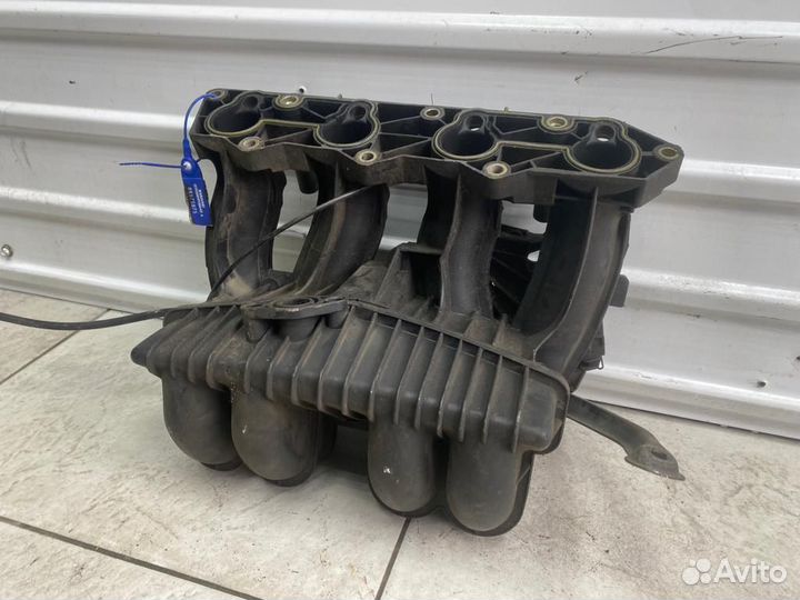 Впускной коллектор Mercedes-Benz W210