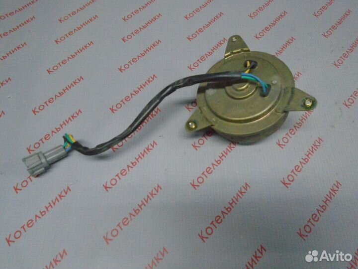 Nissan 21487-1L000 Моторчик вентилятора