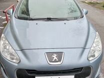 Peugeot 308 1.6 AT, 2011, 70 000 км, с пробегом, цена 933 000 руб.