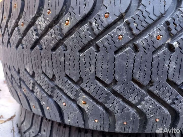 Goodyear UltraGrip 500 255/55 R18 109