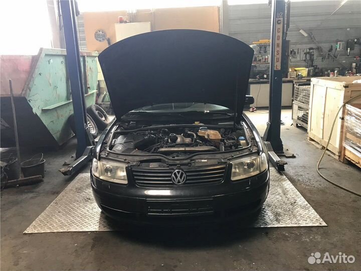Разбор на запчасти Volkswagen Passat 5
