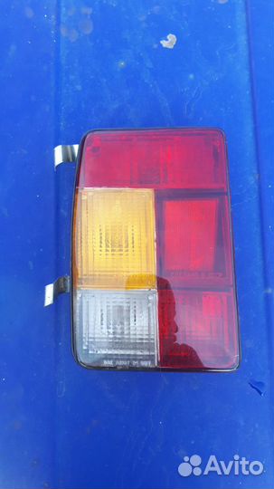 Задний фонарь 04,есть много др.запчаст.спрашиваем