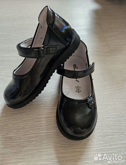 Туфли для девочки 26 размер