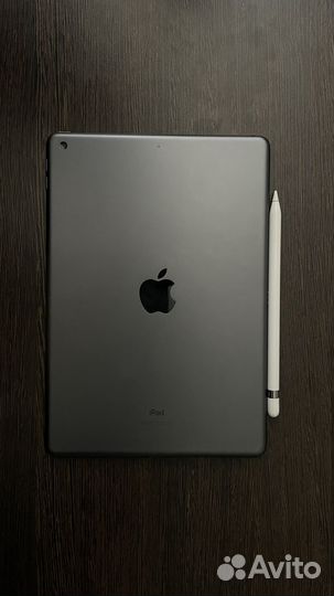 iPad 7 2019 + Apple Pencil