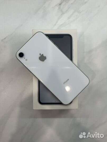 iPhone Xr, 64 ГБ