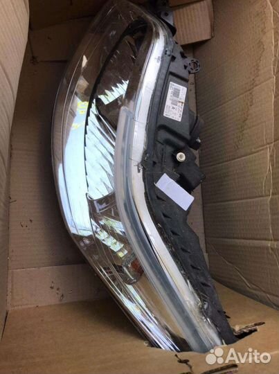 Фара и крыло на ситроен С5