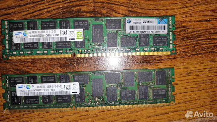 Материнская плата с процессором и памятью