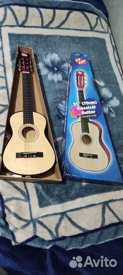 Детская гитара(игрушка)