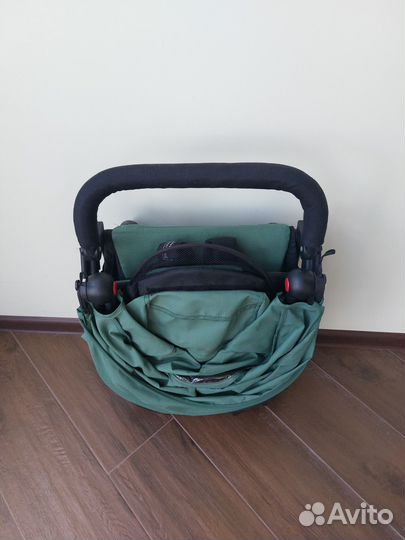 Коляска прогулочная Yoya