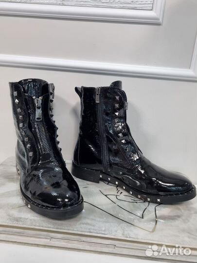 Бательоны женские 40 размер, лаковая кожа