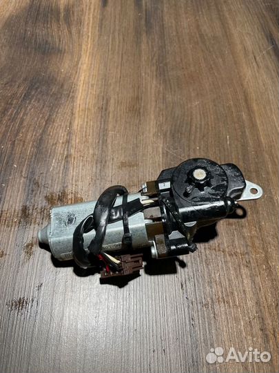 Моторчик сиденья Mercedes-Benz E-Class W211