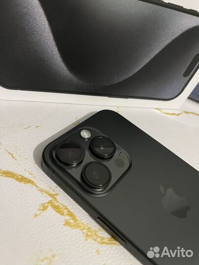 iPhone 15 Pro, 256 ГБ