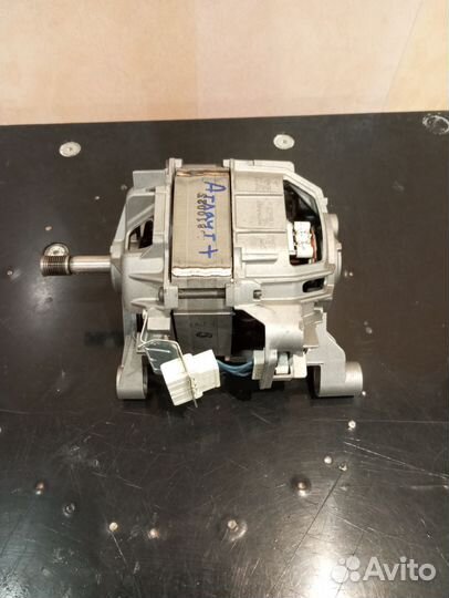 Двигататель стиральной машины Атлант