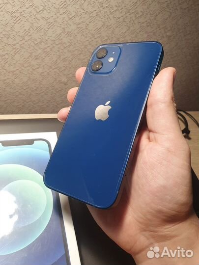 iPhone 12, 64 ГБ