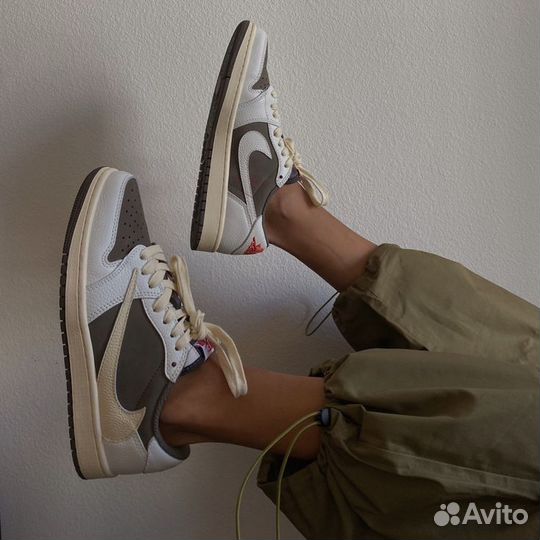 Кроссовки Nike Air Jordan 1 Low Reverse Mocha