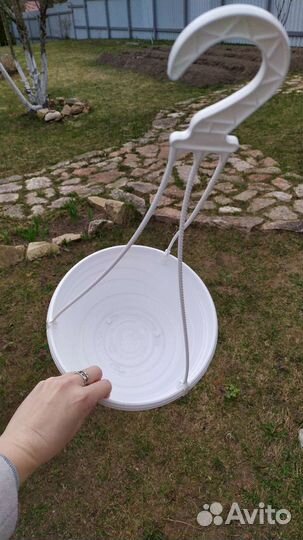 Кашпо для цветов подвесное