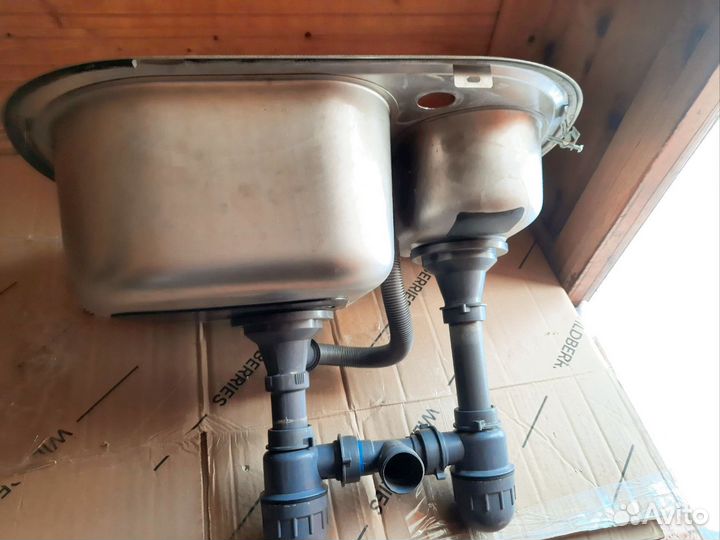 Мойка нержавеющая двухсекционная