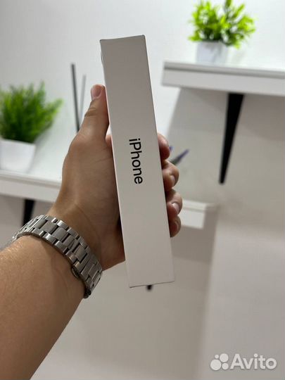 iPhone 15 Pro, 256 ГБ