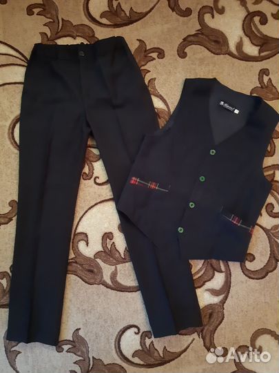 Костюм жилетка и брюки