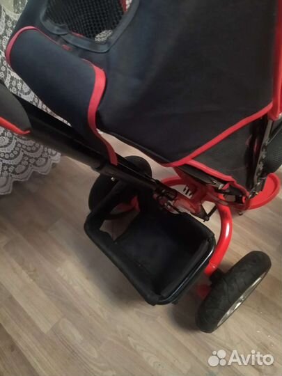 Трехколесный детский велосипед c ручкой