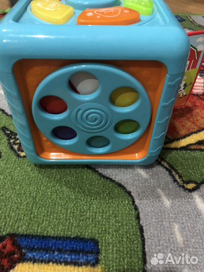Кубик развивающий, со светом и музыкой