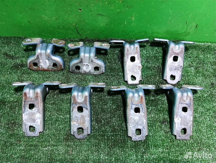 Петли дверей комплект Chevrolet Cruze J300 2009