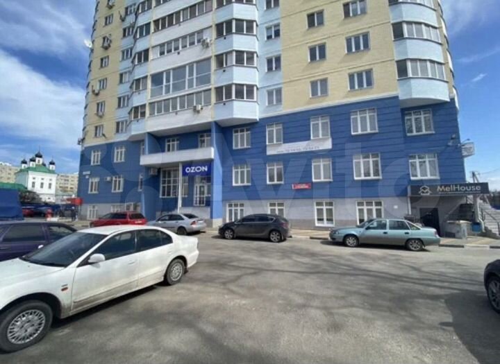 Продам торговое-офисное помещение