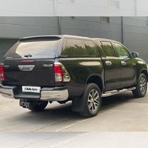 Toyota Hilux 2.5 AT, 2019, 53 000 км, с пробегом, цена 1 650 000 руб.