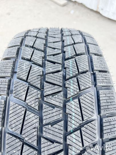 Kapsen IceMax RW501 235/55 R19 78T